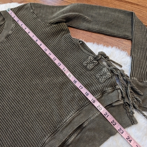 Free PEOPLE FP ONE Interlaken thermal side tie top green medium - Picture 10 of 13